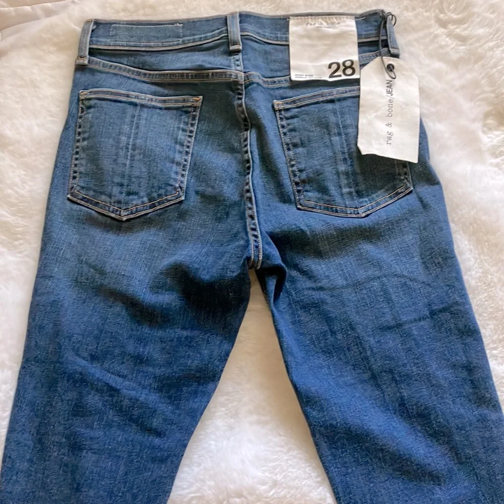 Rag & bone jeans brand new, soft, stretchy, stylish dark wash jeans, high rise - Picture 7 of 11